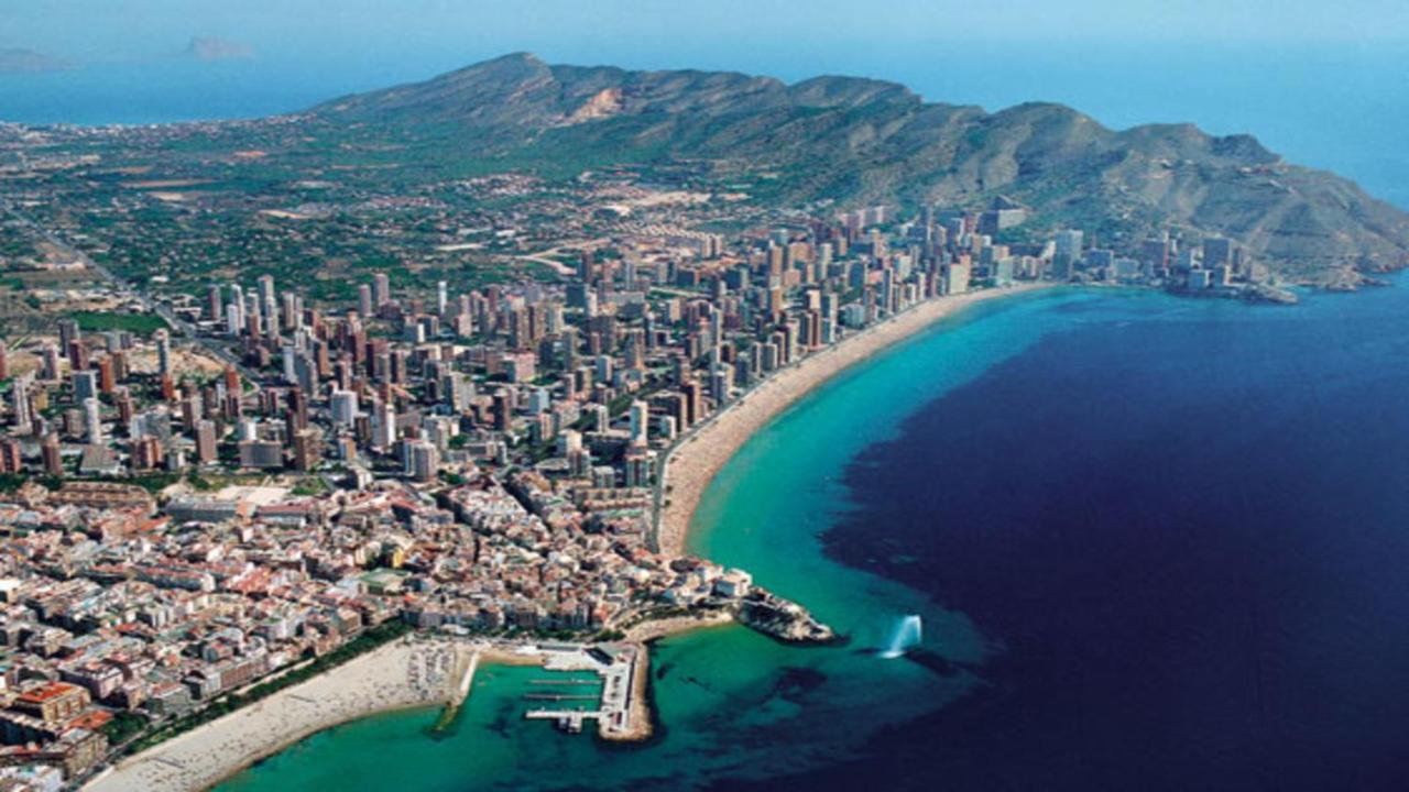 Disponible -11 Al 21 Abril-Apt Cachirul- 4 Pers -Wifi -Aire Acond- Parking Opcionable Extra بينايدورم المظهر الخارجي الصورة
